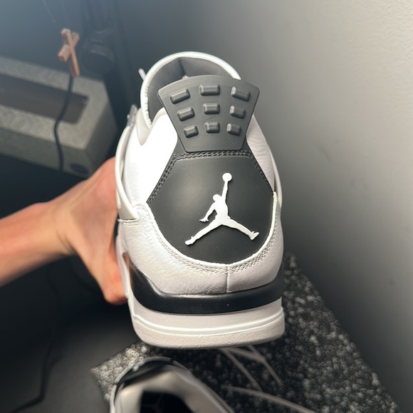 Jordan 4 military black size 14 - Picture 6 of 9